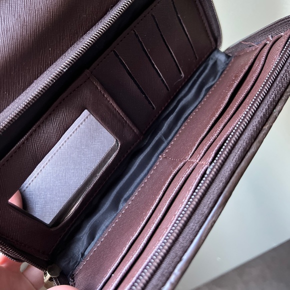 Stunning handmade carved leather wallet/crossover - Picture 12 of 12